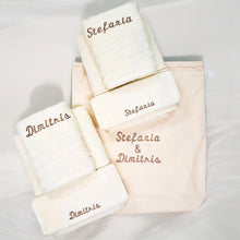 Φόρτωση εικόνας στο εργαλείο προβολής Συλλογής, CUSTOMIZED SET ΔΩΡΟΥ. ΠΕΤΣΕΤΕΣ ΜΕ KENTHMENA ONOMATA ΣΕ 3 ΔΙΑΣΤΑΣΕΙΣ.