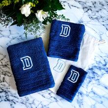 Φόρτωση εικόνας στο εργαλείο προβολής Συλλογής, CUSTOMIZED SET ΔΩΡΟΥ. ΠΕΤΣΕΤΕΣ ΣΕ 3 ΔΙΑΣΤΑΣΕΙΣ ΜΕ ASORTI LAUDRY BAG!