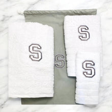 Φόρτωση εικόνας στο εργαλείο προβολής Συλλογής, CUSTOMIZED SET ΔΩΡΟΥ. ΠΕΤΣΕΤΕΣ ΣΕ 3 ΔΙΑΣΤΑΣΕΙΣ ME ASORTI LAUNDRY BAG!