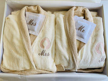 Φόρτωση εικόνας στο εργαλείο προβολής Συλλογής, CUSTOMIZED ΚΕΝΤΗΜΕΝΑ ΜΠΟΥΡΝΟΥΖΙΑ ΣΕΤ ΔΩΡΟΥ ΓΙΑ ΖΕΥΓΑΡΙ