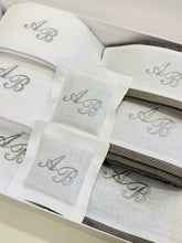 Φόρτωση εικόνας στο εργαλείο προβολής Συλλογής, CUSTOMIZED SET ΔΩΡΟΥ. ΠΕΤΣΕΤΕΣ ΜΕ ΛΙΝΗ ΦΑΣΑ.