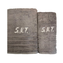 Φόρτωση εικόνας στο εργαλείο προβολής Συλλογής, CUSTOMIZED SET ΔΩΡΟΥ. ΓΚΡΙ ΠΕΤΣΕΤΕΣ ΜΕ ΚΕΝΤΗΜΕΝΑ ΜΟΝΟΓΡΑΜΜΑΤΑ