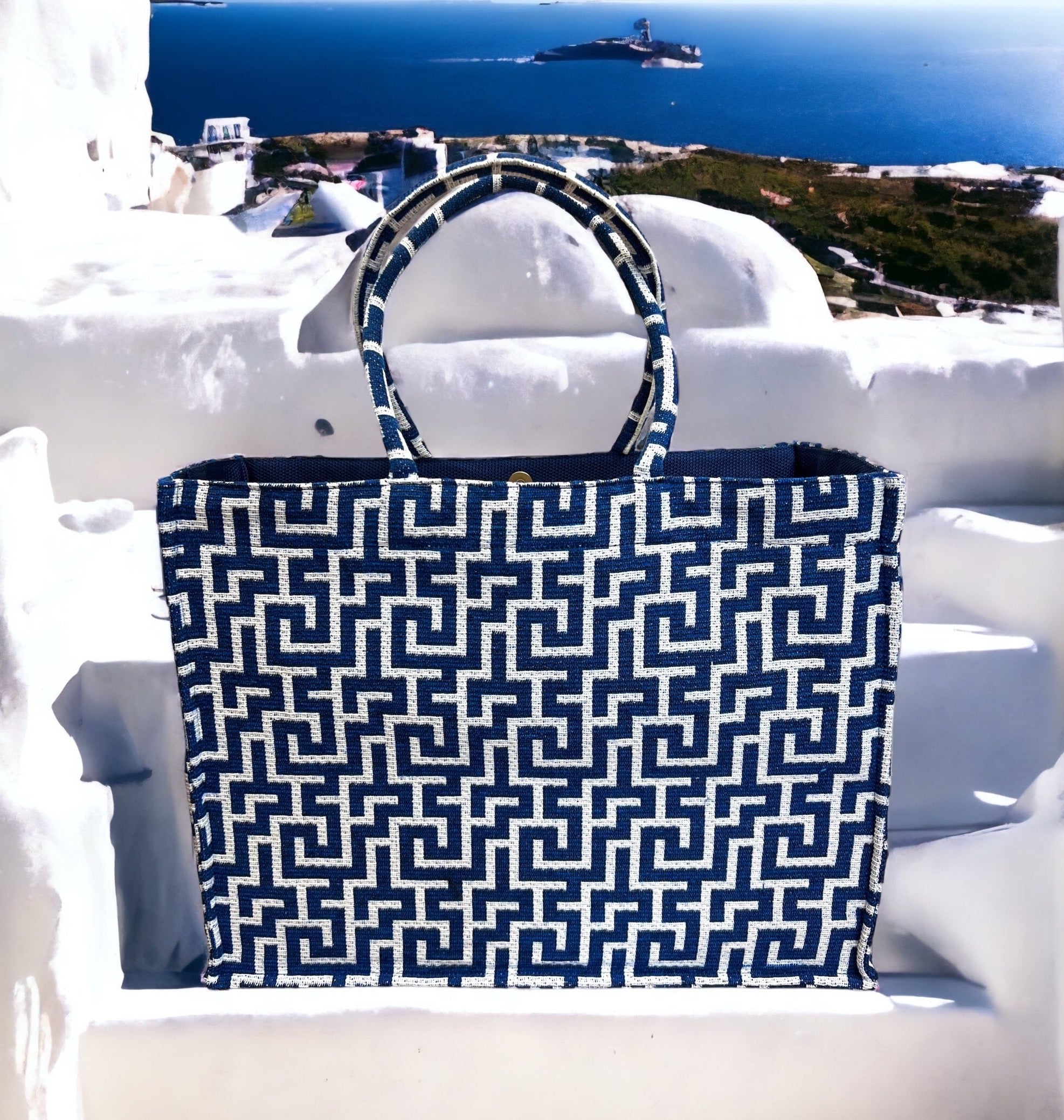 ARIADNE ALL DAY TOTE BAG